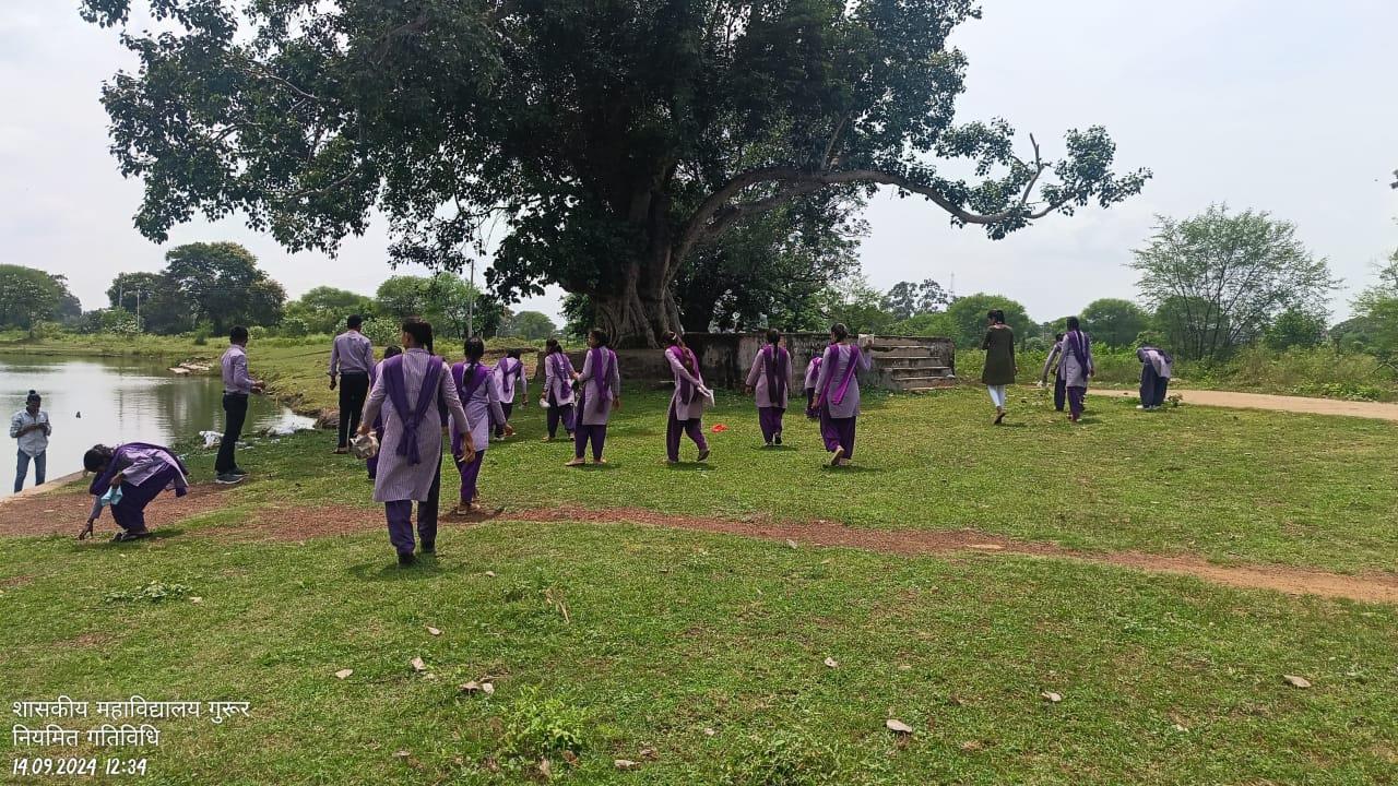 Ganesh Talab Ki saf-Safai - Photo Govt. college Gurur